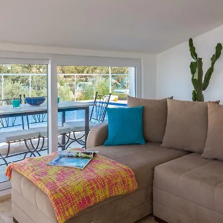 Dahlia Penthouse - Beautiful Luxurious Private Pool Fantastic Harbour Views Apartment