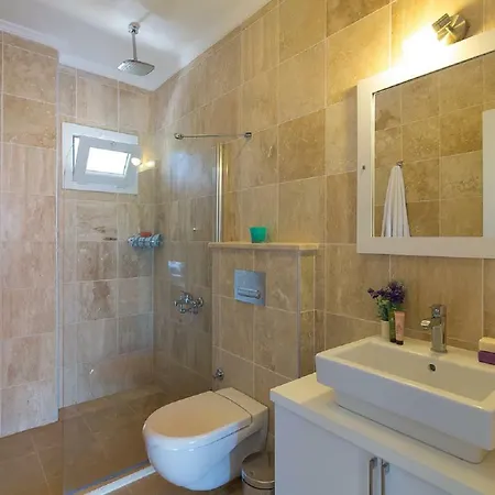 Apartment Dahlia Penthouse - Beautiful Luxurious Private Pool Fantastic Harbour Views